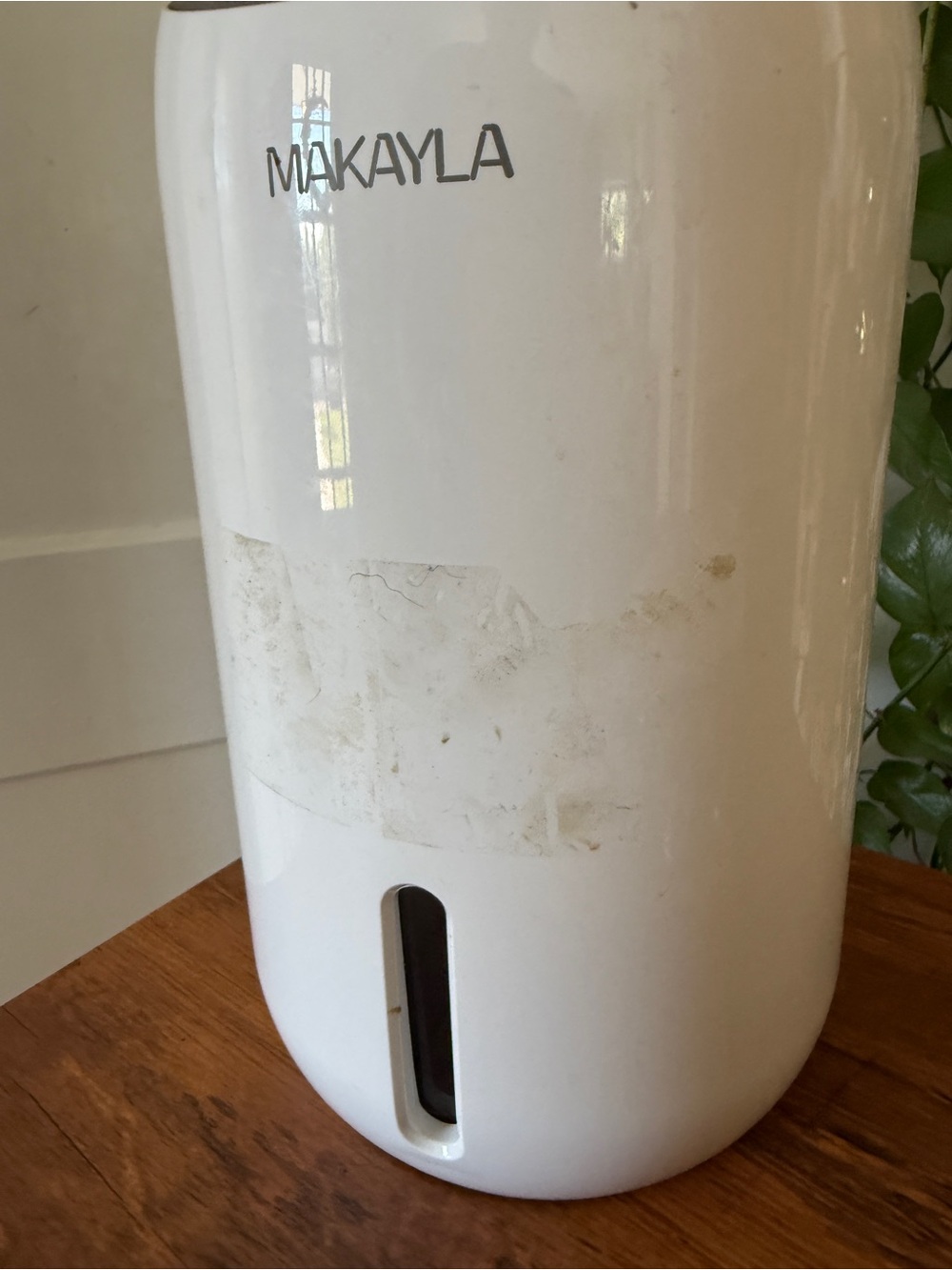 Makayla White Portable Humidifier / Diffuser - Picture 3 of 13